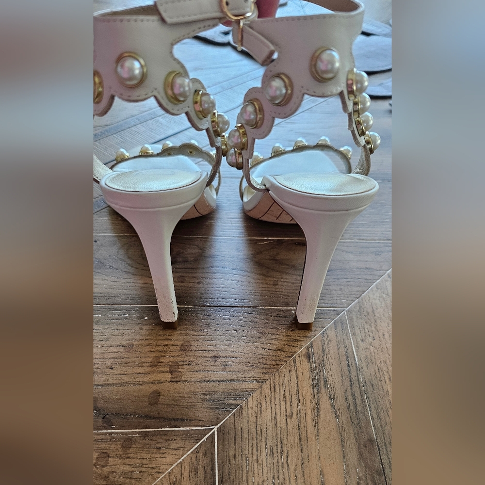 Women's Deltan Maryam Pearl Embellished Heels Size 7.5 M - Picture 6 of 7